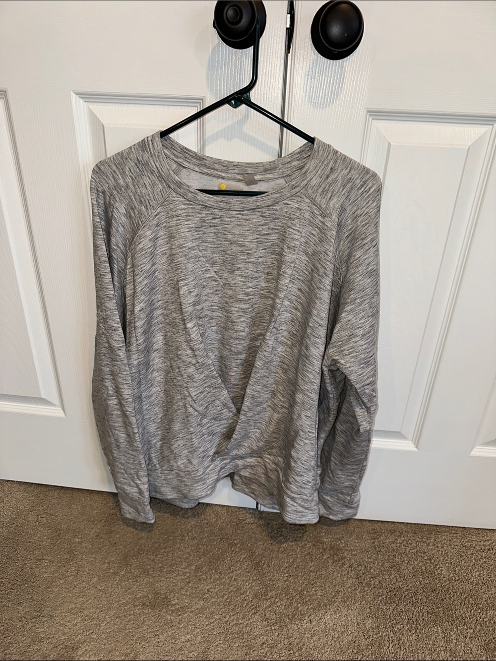 Zella Gray Long-Sleeve Pullover Sweatshirt
